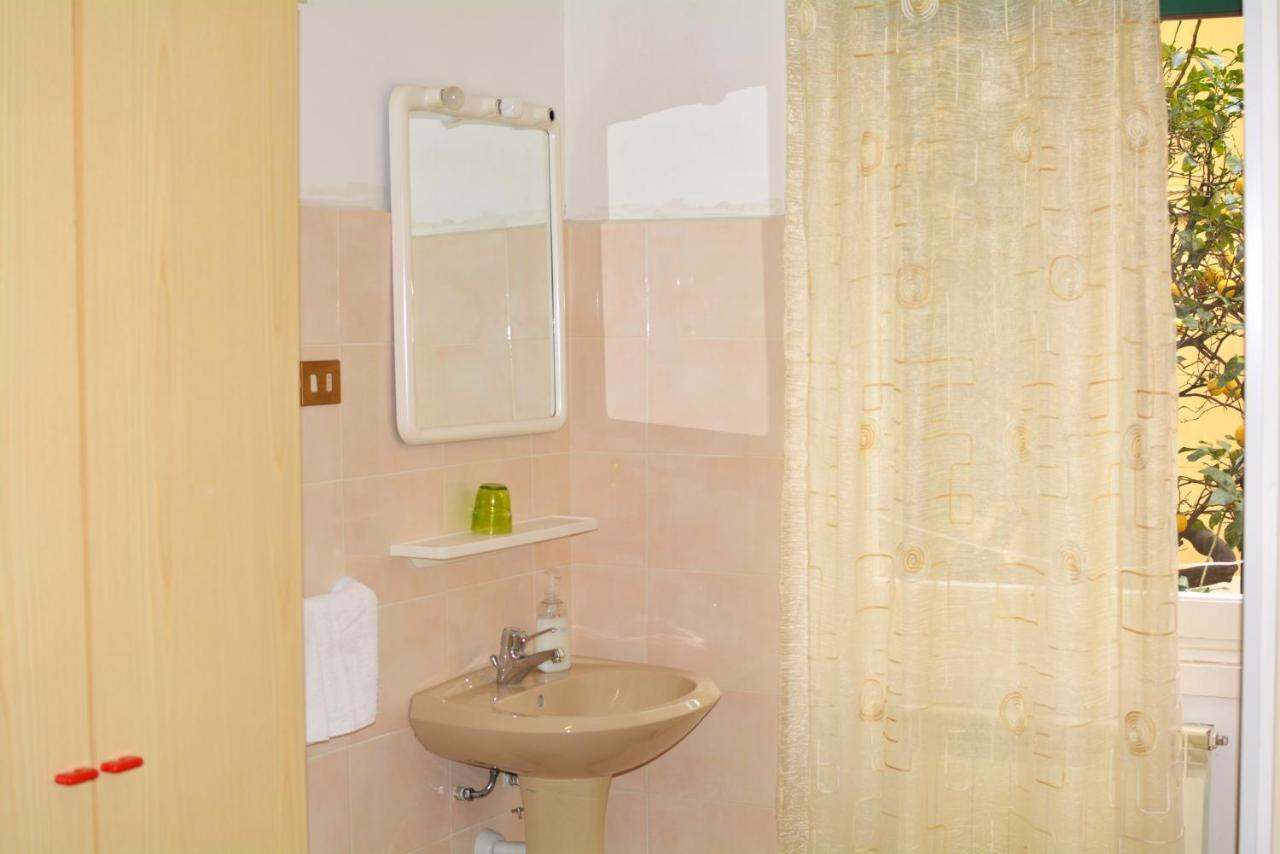 Hotel La Madunina Varazze Dış mekan fotoğraf